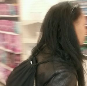 Meet your Posher, Victoria